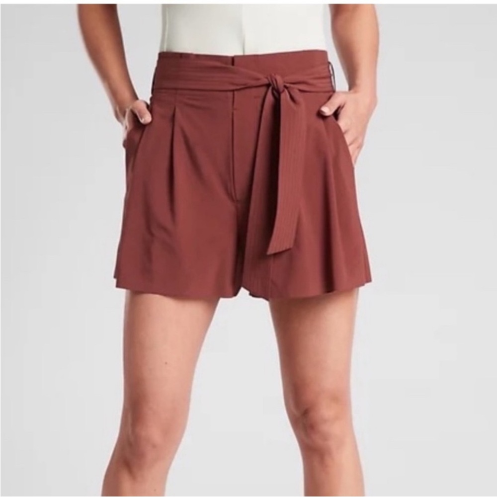 NEW ATHLETA Skyline Short COBR II Sz 2